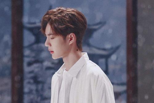 王俊凯王一博最新爆料,揭秘幕后故事与精彩瞬间